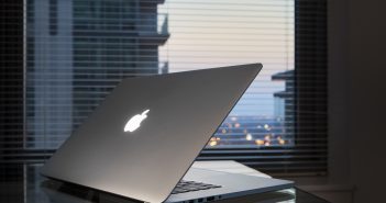 Apple запретила бинарные опционы